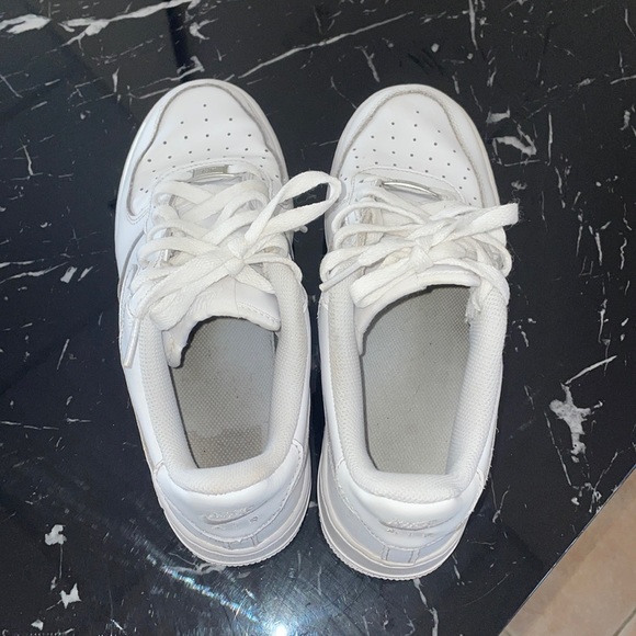 Nike Air Force 1 - Picture 3 of 4